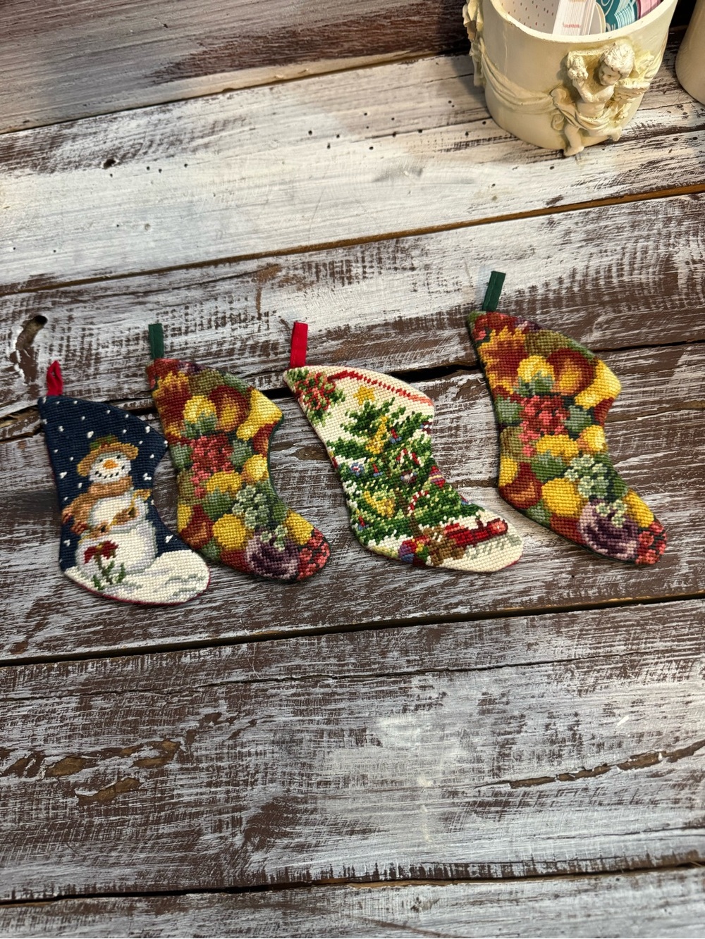 Handheld Tapestry Mini Christmas Stocking Ornaments - Multicolor